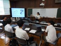 数学は三平方の定理とその応用の仕方を学びました。